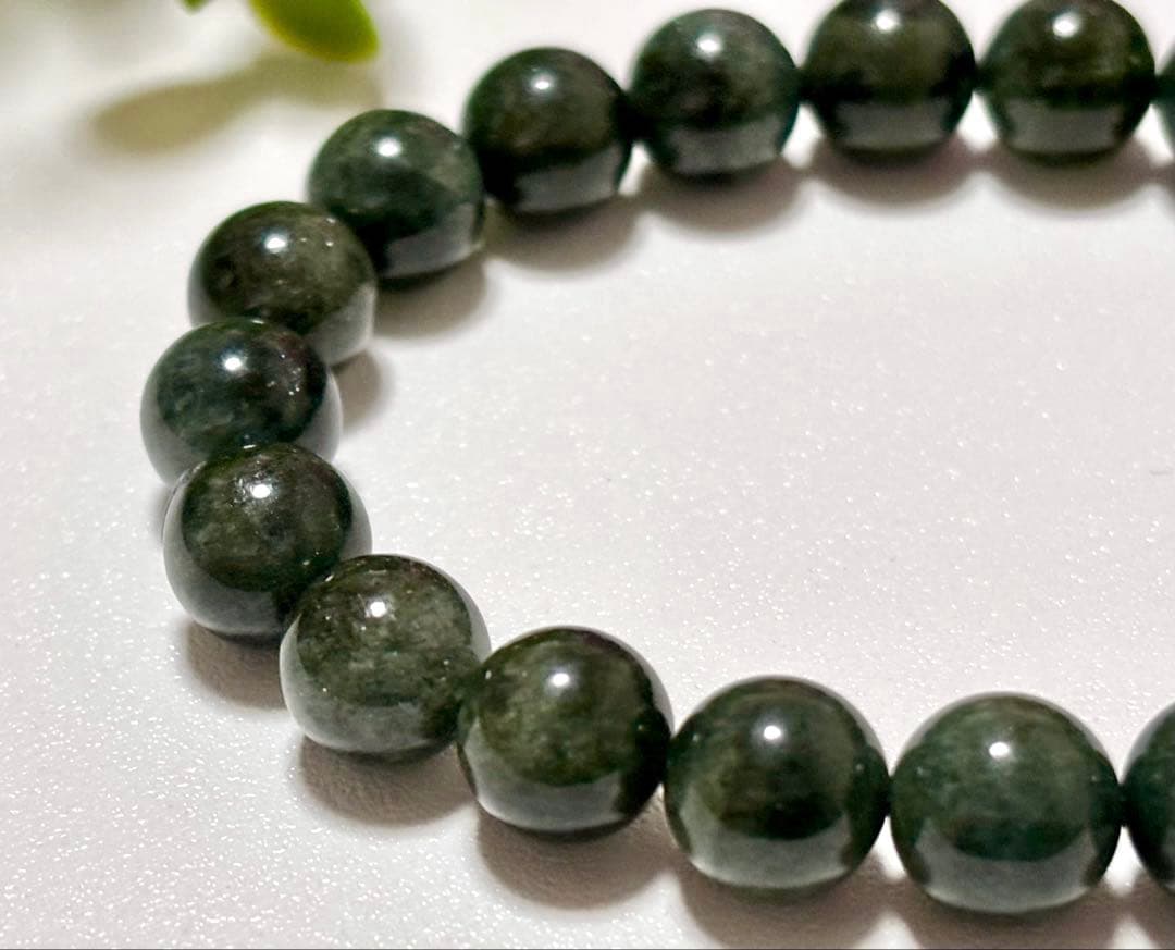 究極品質　神が創造した奇跡の緑　エバーグリーンガネッシュヒマール水晶　9.3㎜