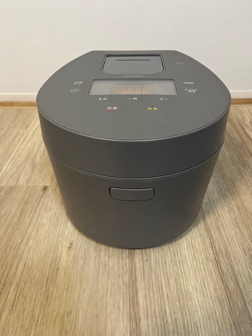 2023年製　アイリスオーヤマ IH炊飯器 5.5合　極厚火釜　カフェブラウン