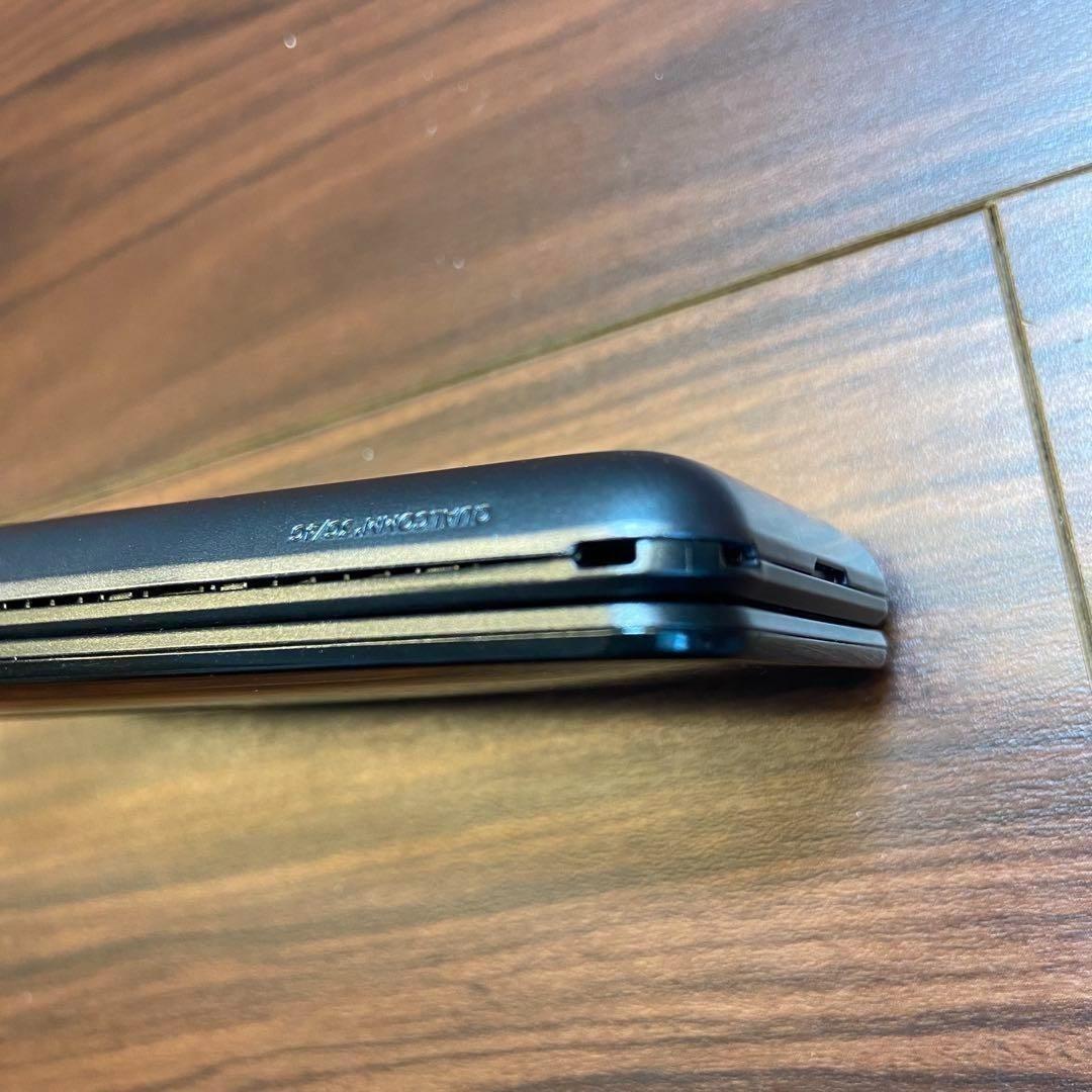 GRATINA 4G グラティーナ KYF31SKA ガラケー 2796