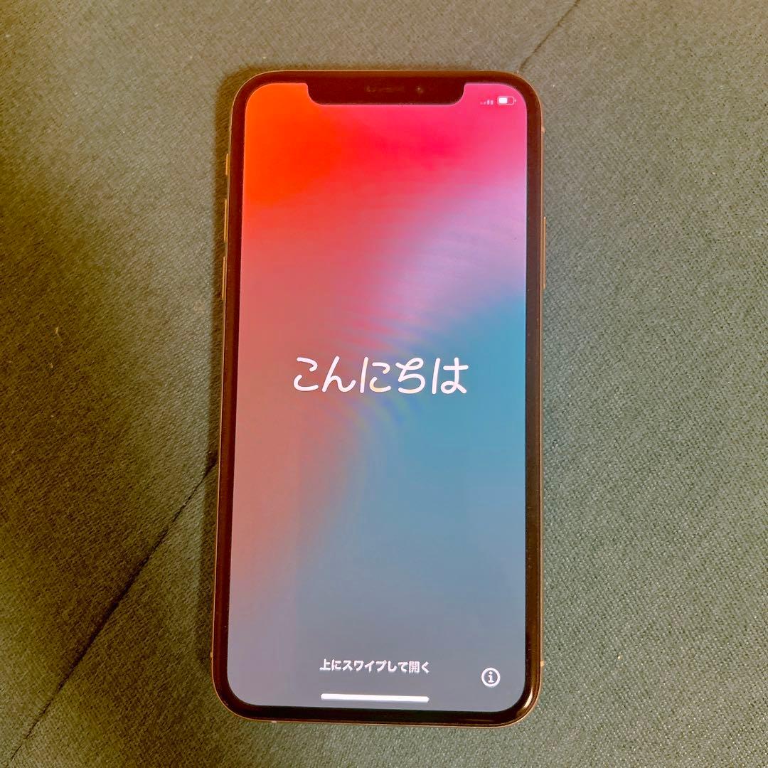 Apple iPhone Xs 本体 simフリー アップル