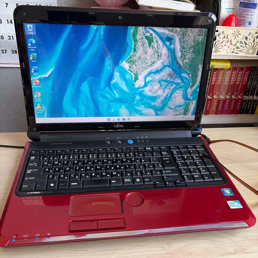 花谷　富士通 LIFEBOOK 赤色 ノートPC