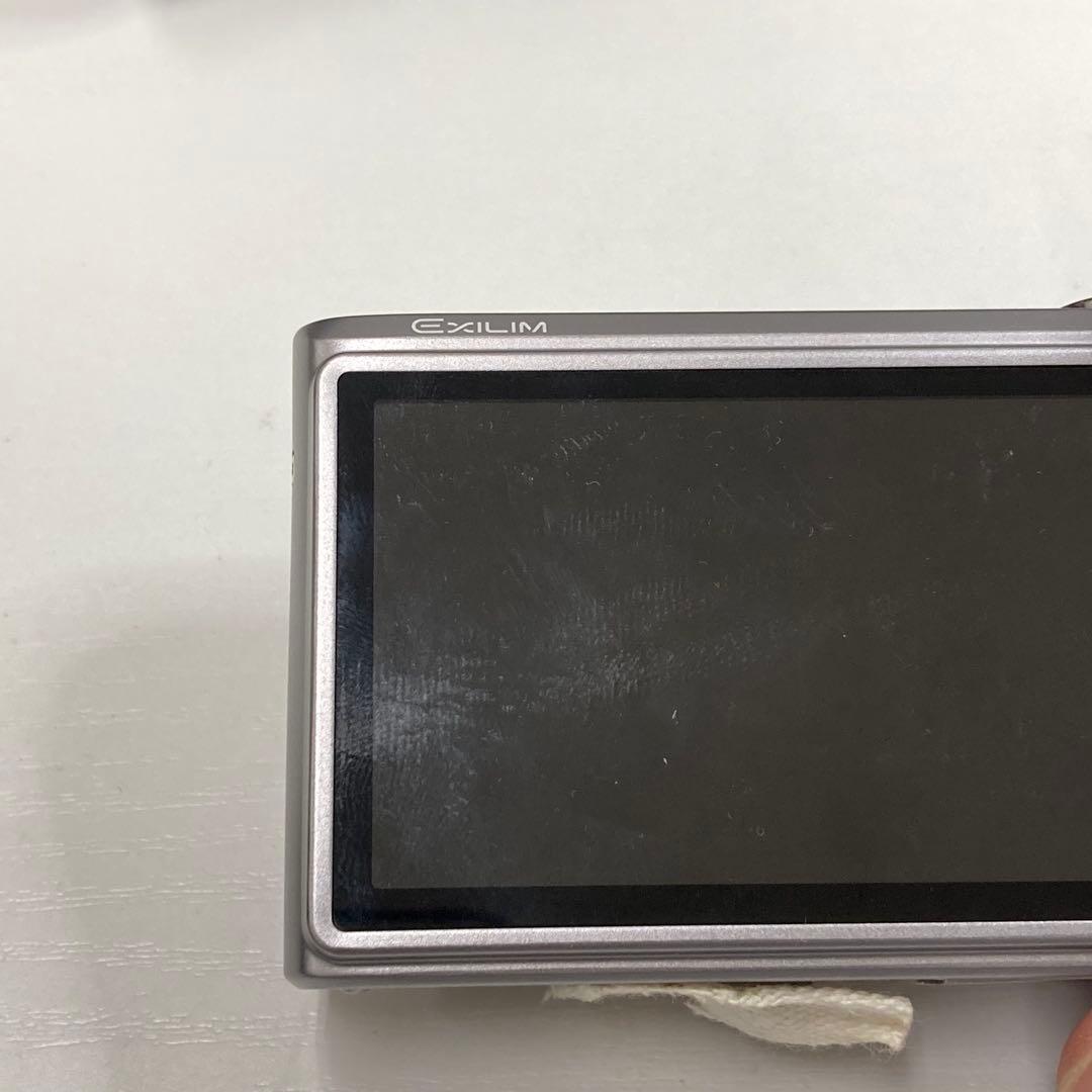 CASIO EXILIM EX-Z200 コンパクトデジタルカメラ【ジャンク品】