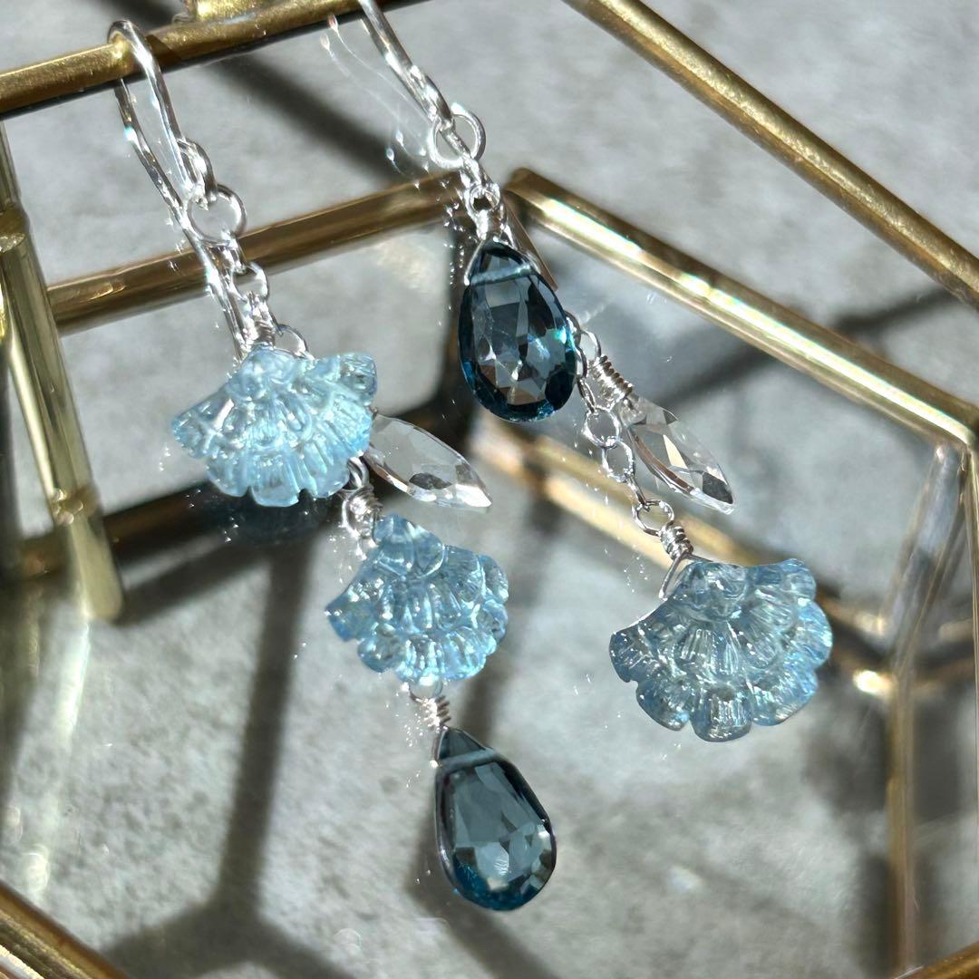 アクアマリン　フリルカービング　silver925　天然石ピアス