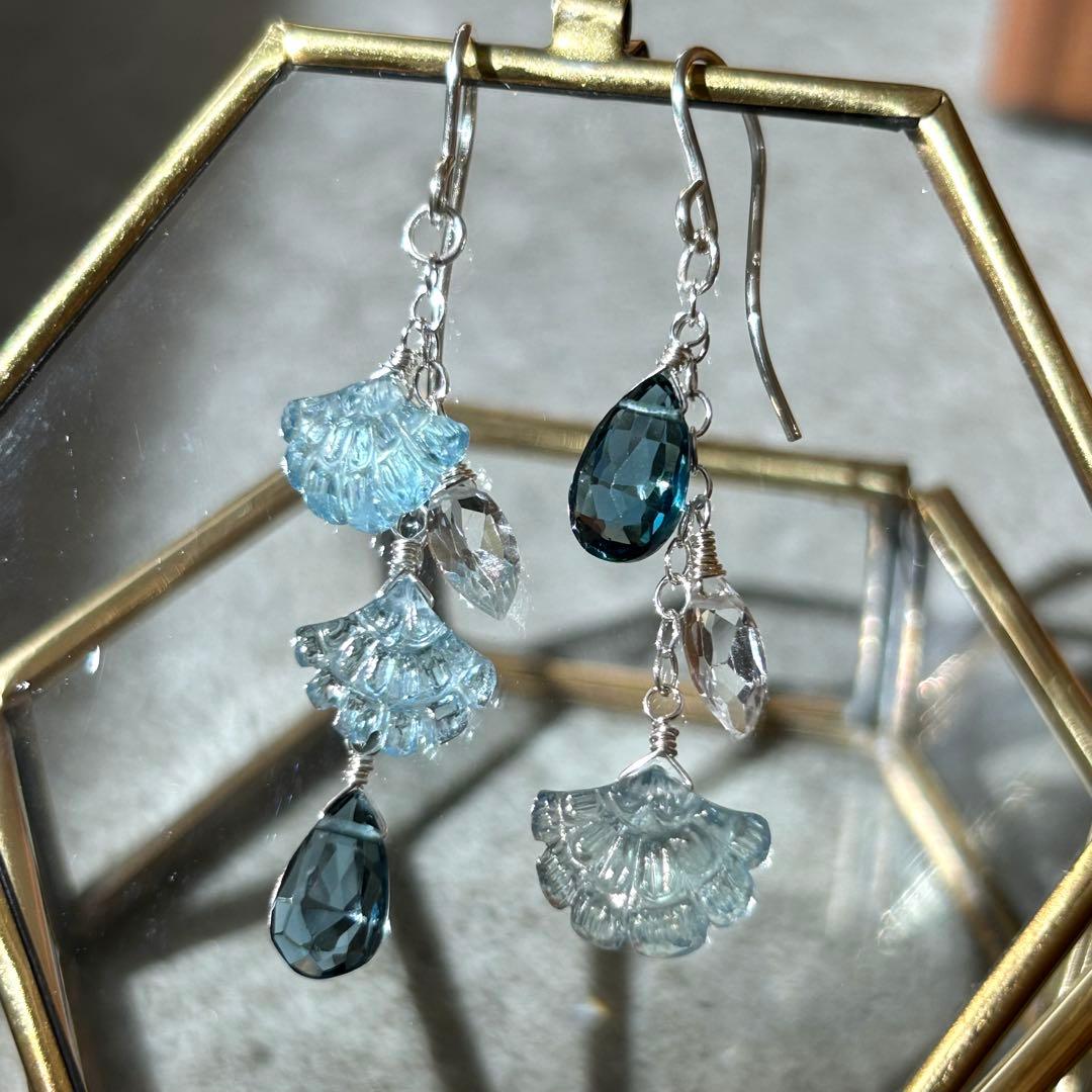 アクアマリン　フリルカービング　silver925　天然石ピアス