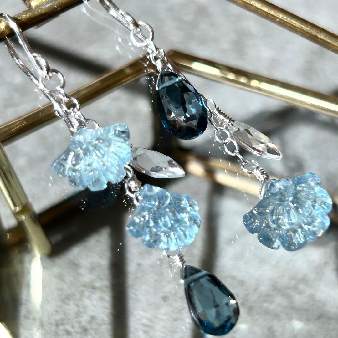 アクアマリン　フリルカービング　silver925　天然石ピアス