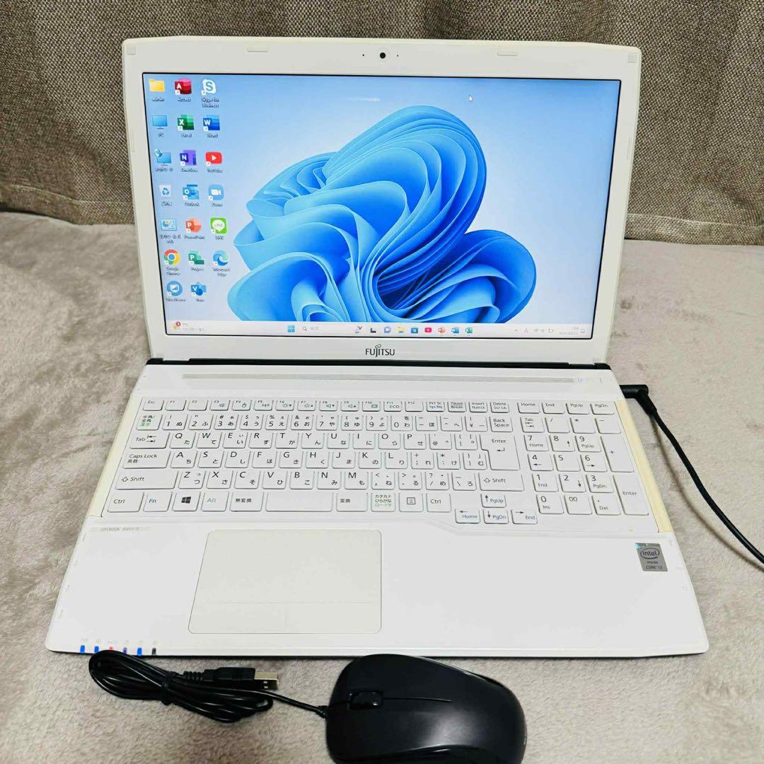 S283 Fujitsuノートパソコン WEBカメラSSDサクサク動くWin11