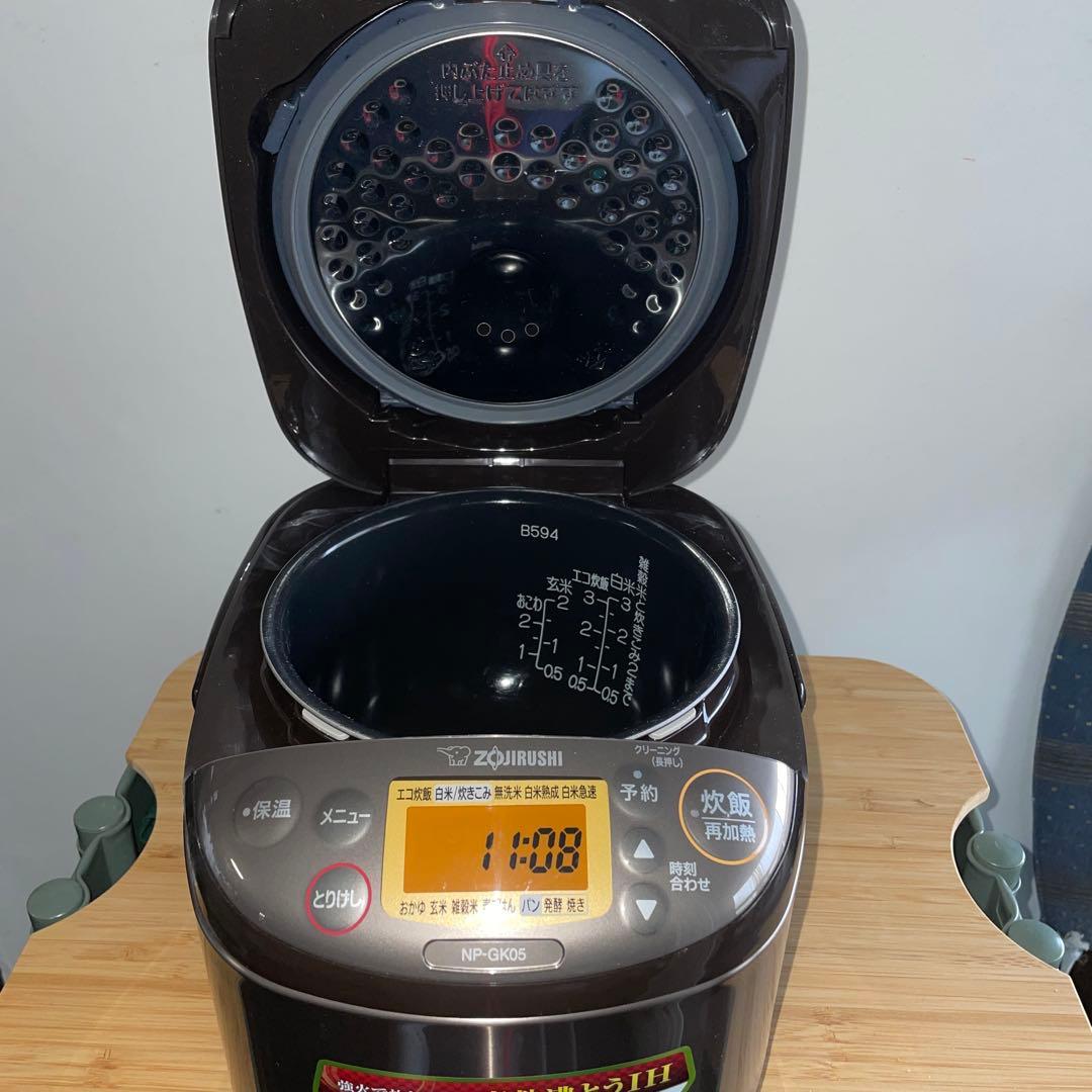 象印 IH炊飯ジャー3合 ステンレスブラウン NP-GK05-XT