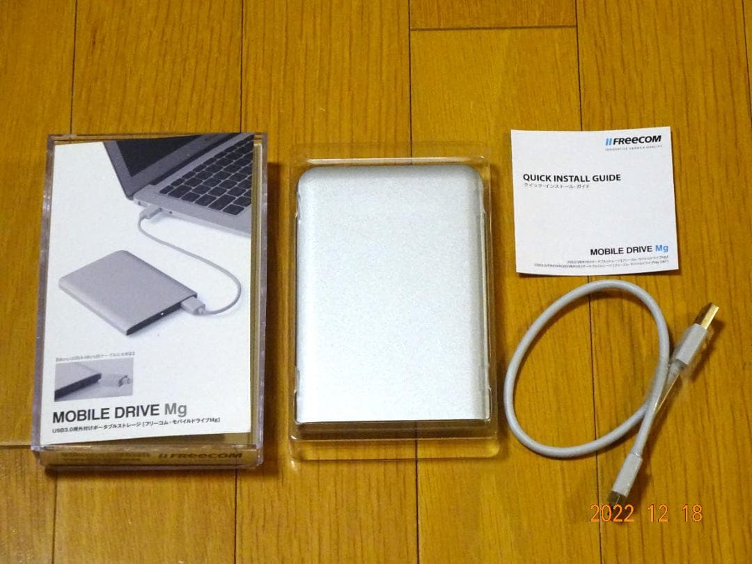 【中身は新品未使用、送料込】外付けHDD 500GB ／ FReeCOM