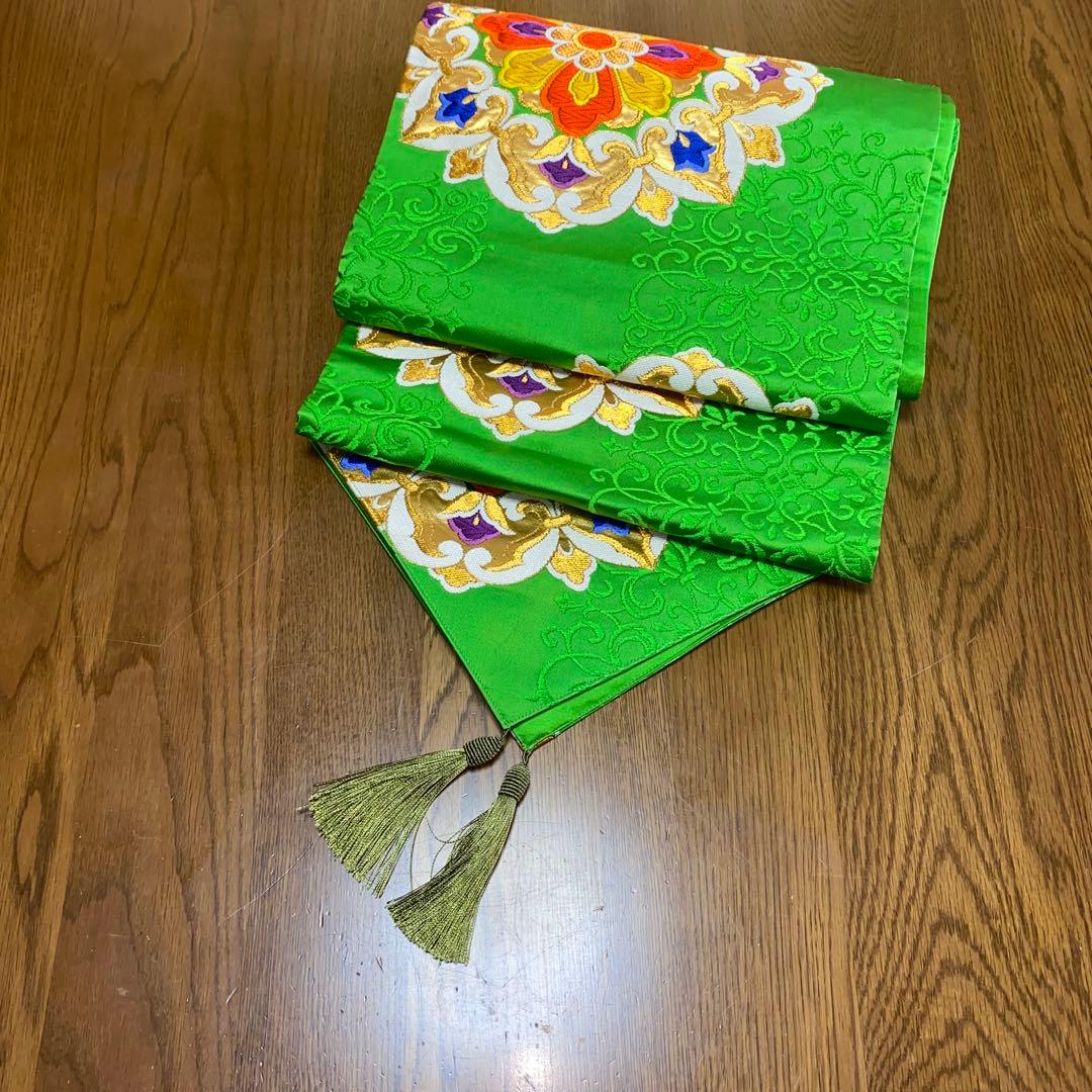 テーブルランナー　翠華紋　帯リメイク