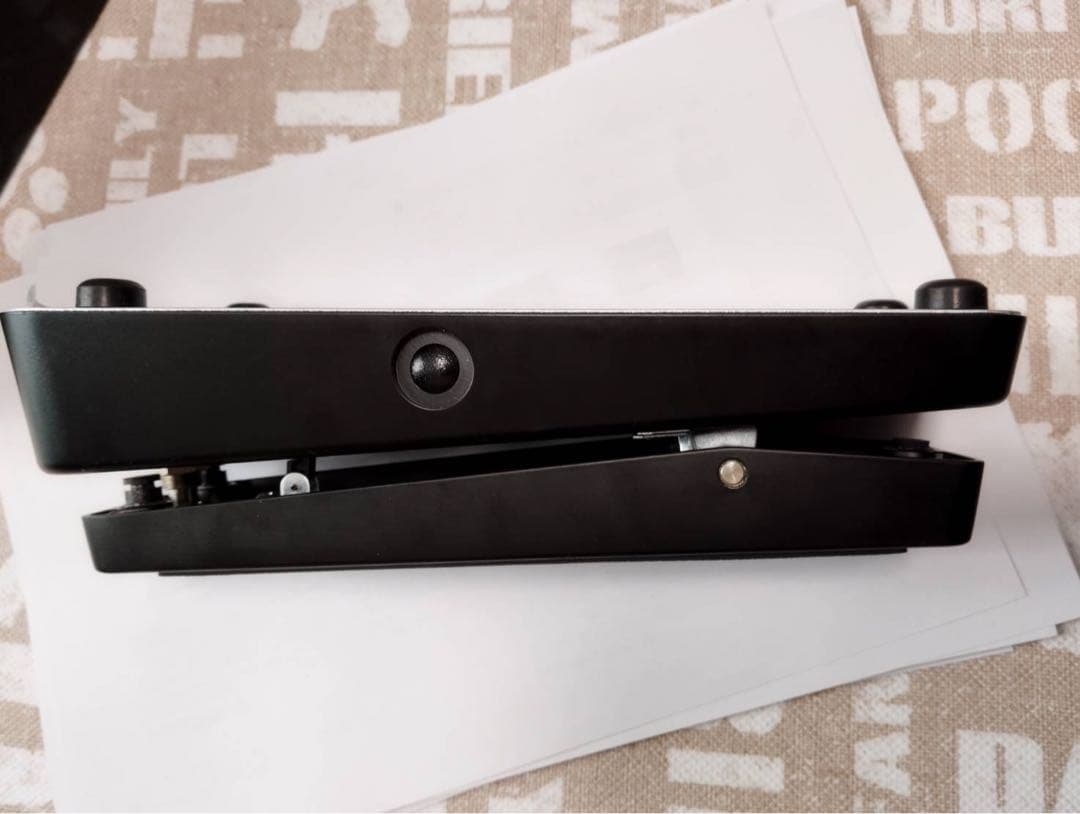 Mission Engineering エクスプレッションペダル LINE 6