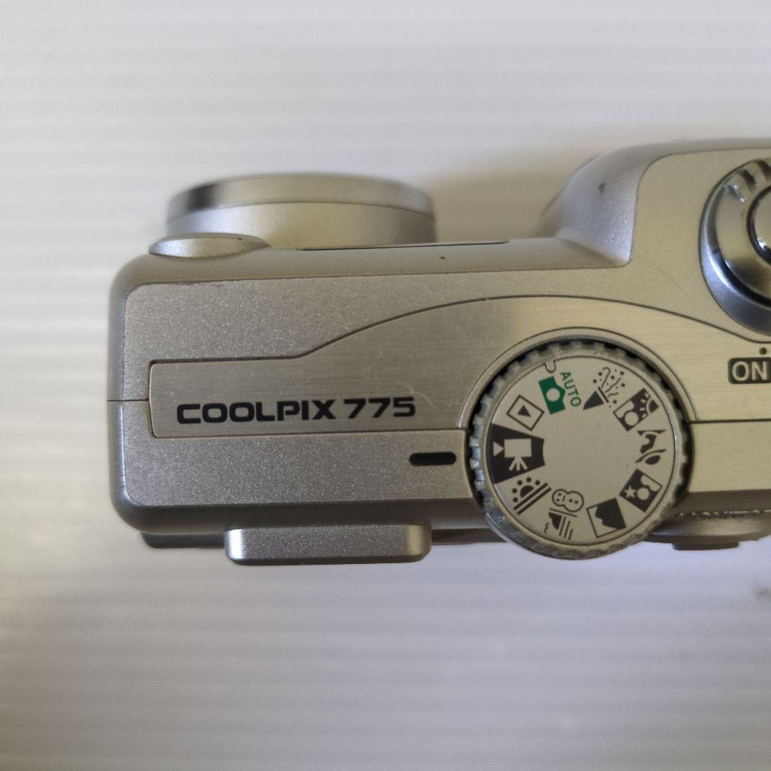 ニコン COOLPIX 775 デジカメ