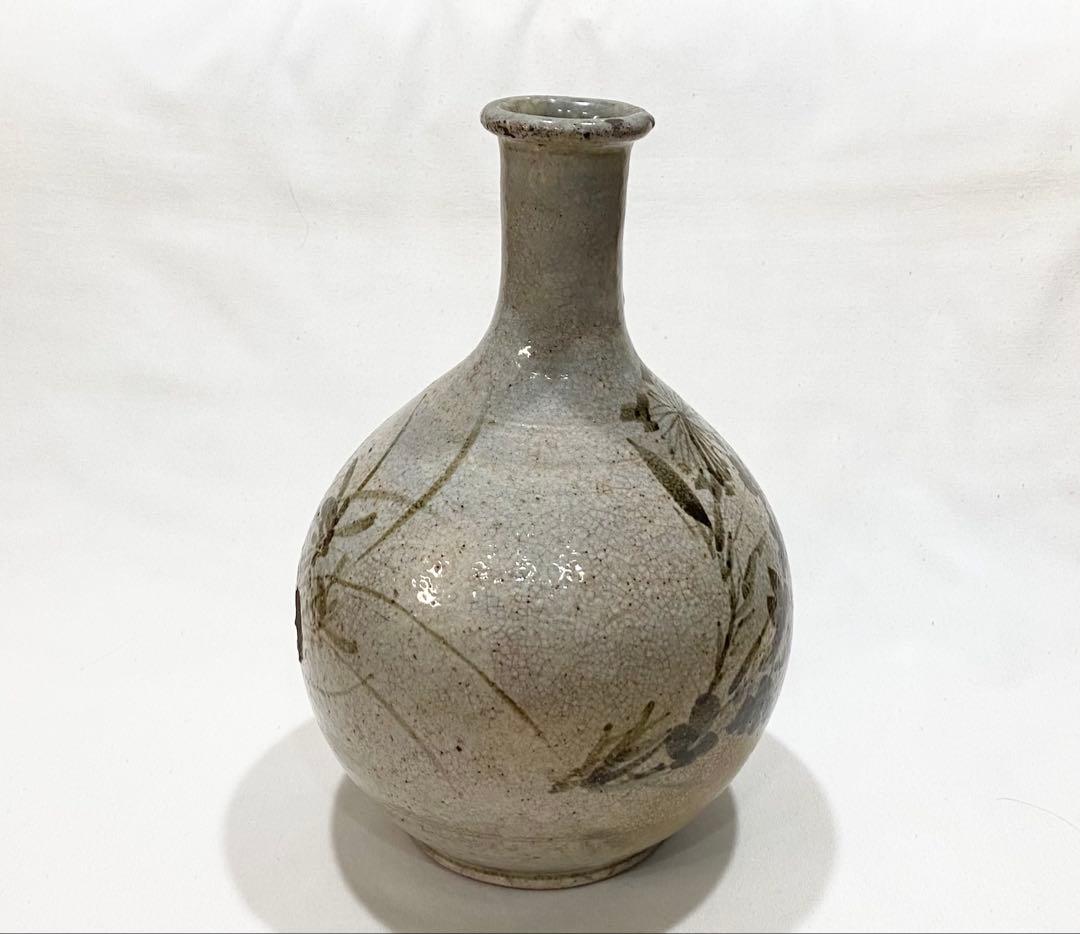 古唐津／レトロな唐津系 黒牟田　“鉄絵草花文大徳利\"