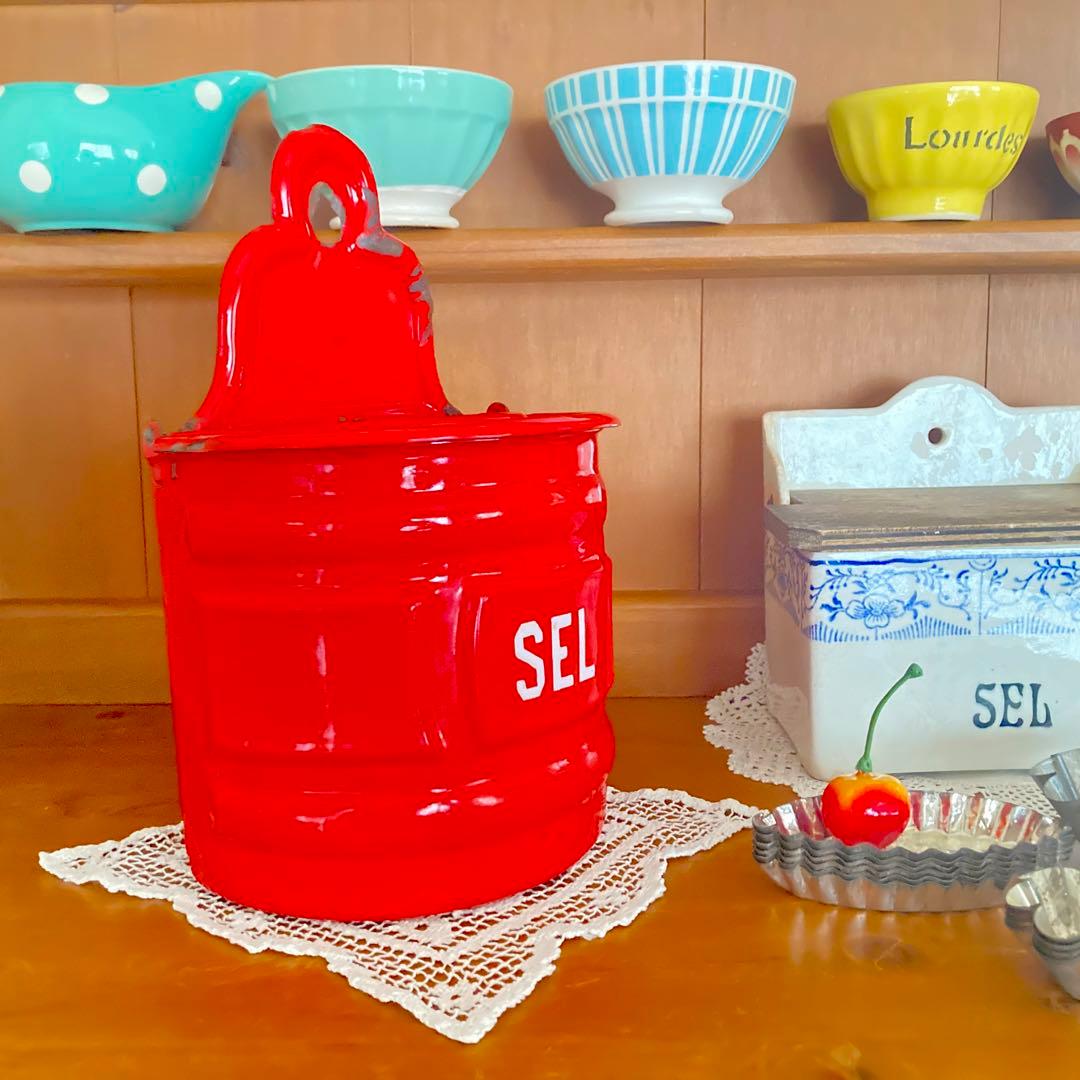 お値下げ＆特別なおまけ付きꕤ︎︎ フランスアンティーク ꕤ︎︎ Sel(お塩)ホウロウ缶