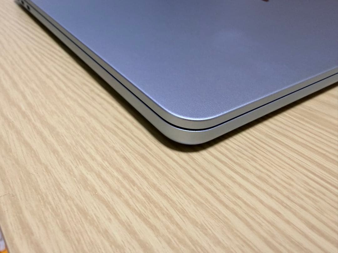 【ほぼ未使用】MacBook Air M4＋高品質ケース＆ロジクールマウス付き