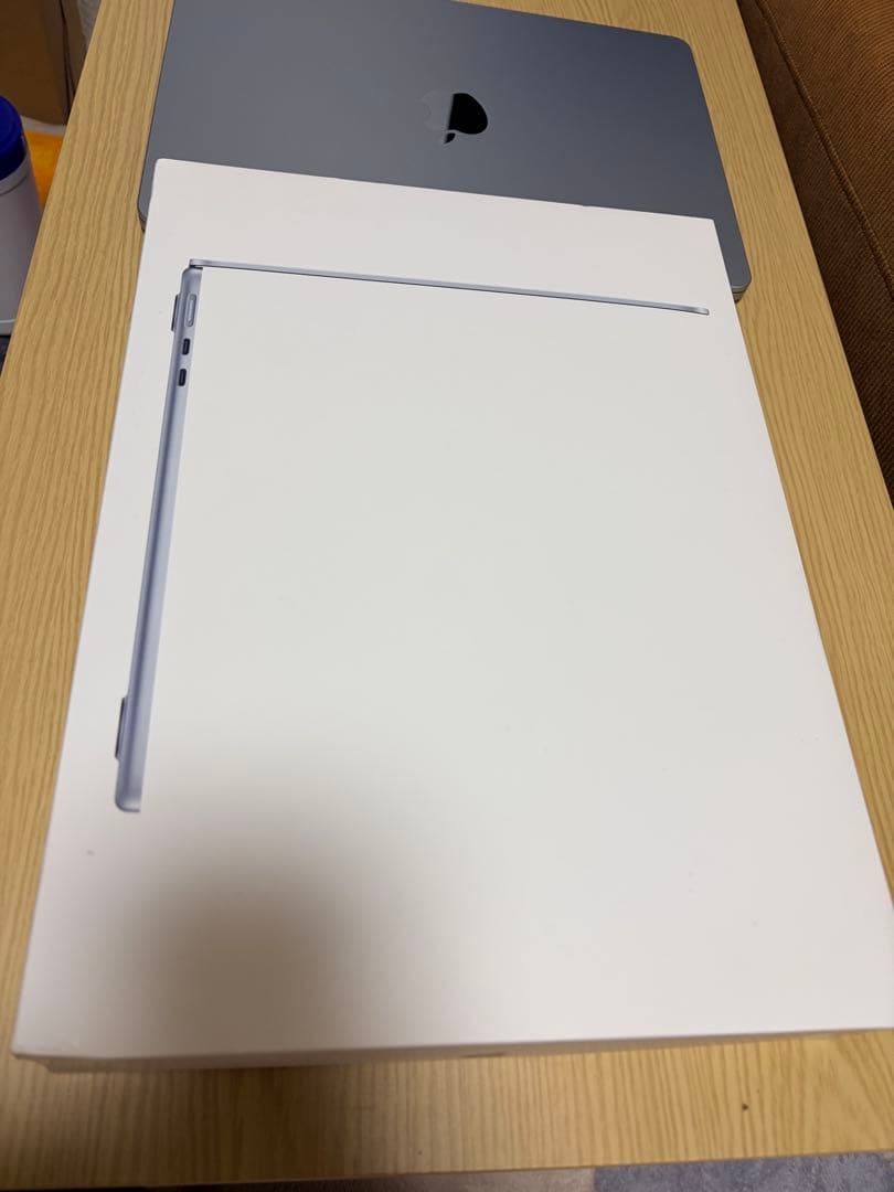【ほぼ未使用】MacBook Air M4＋高品質ケース＆ロジクールマウス付き