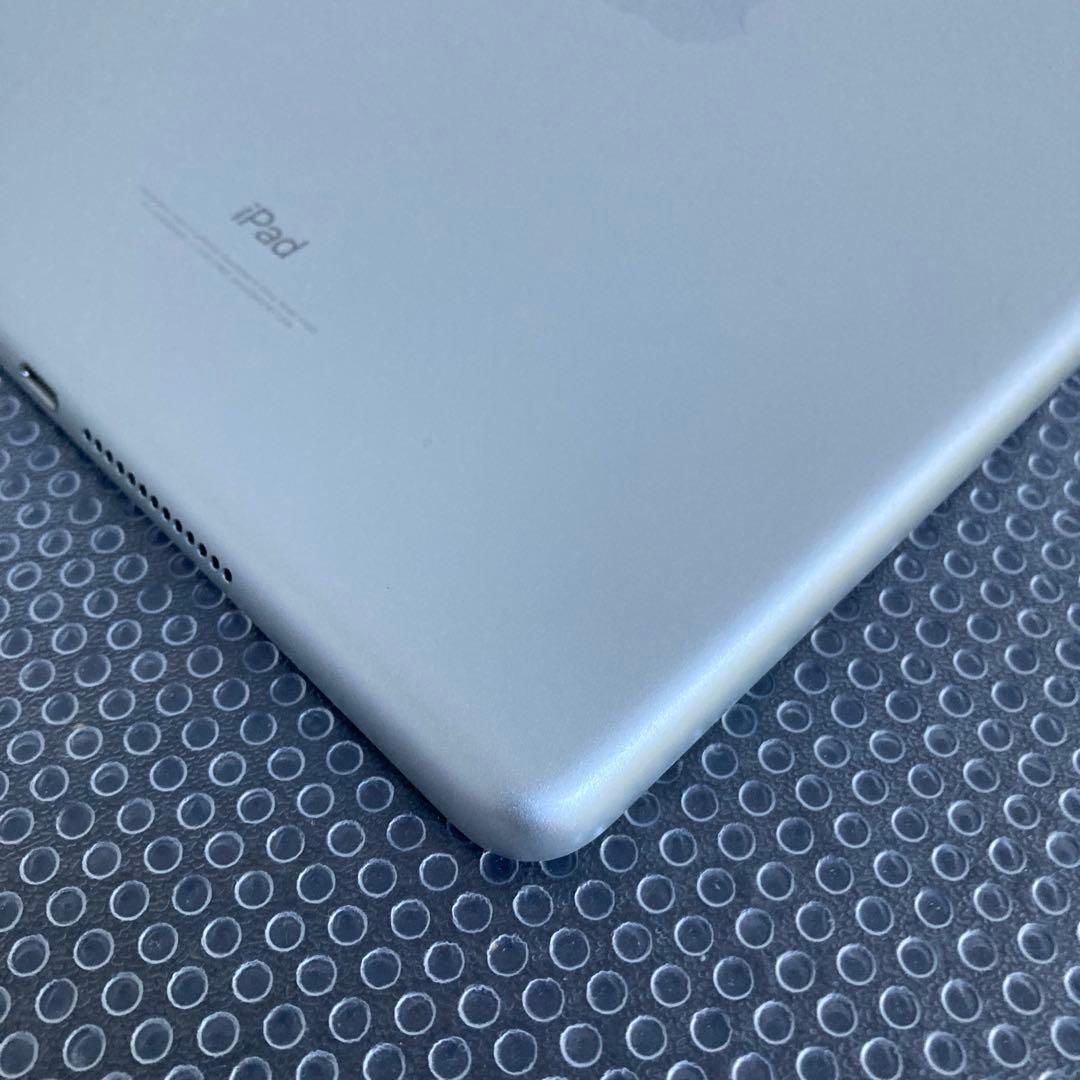 4011【早い者勝ち】iPad6 第6世代 32GB WIFIモデル☆