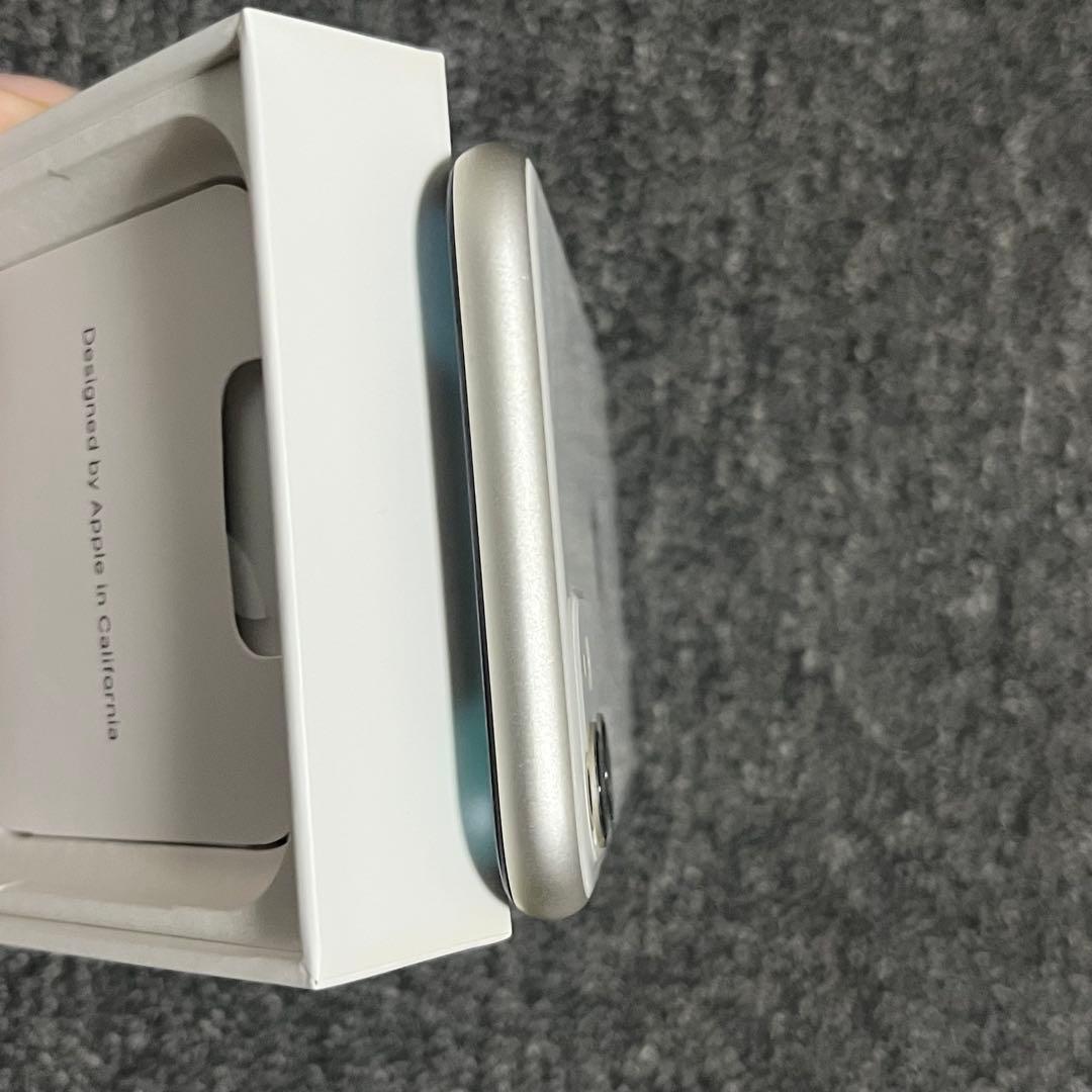 Apple iPhone 11 ホワイト 本体　128GB 訳あり