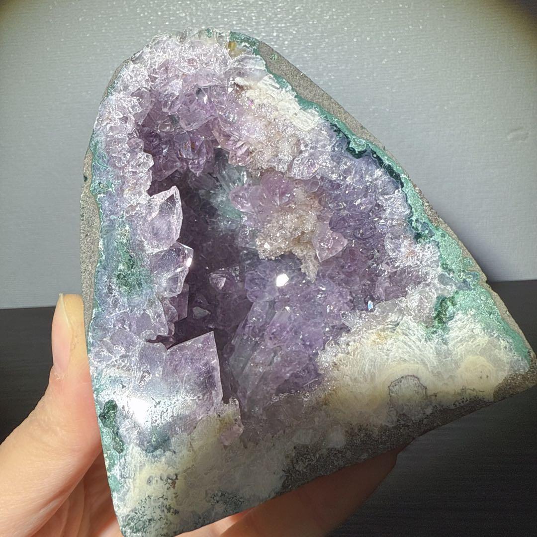 ウルグアイ産❣️天然石 アメジストのドーム　置物　NO.122402