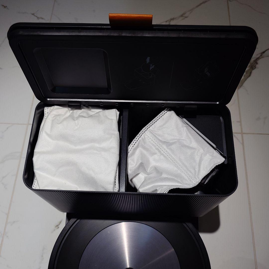 iRobot ルンバj7＋とブラーバジェットm6／本体 充電ステーション 付属品