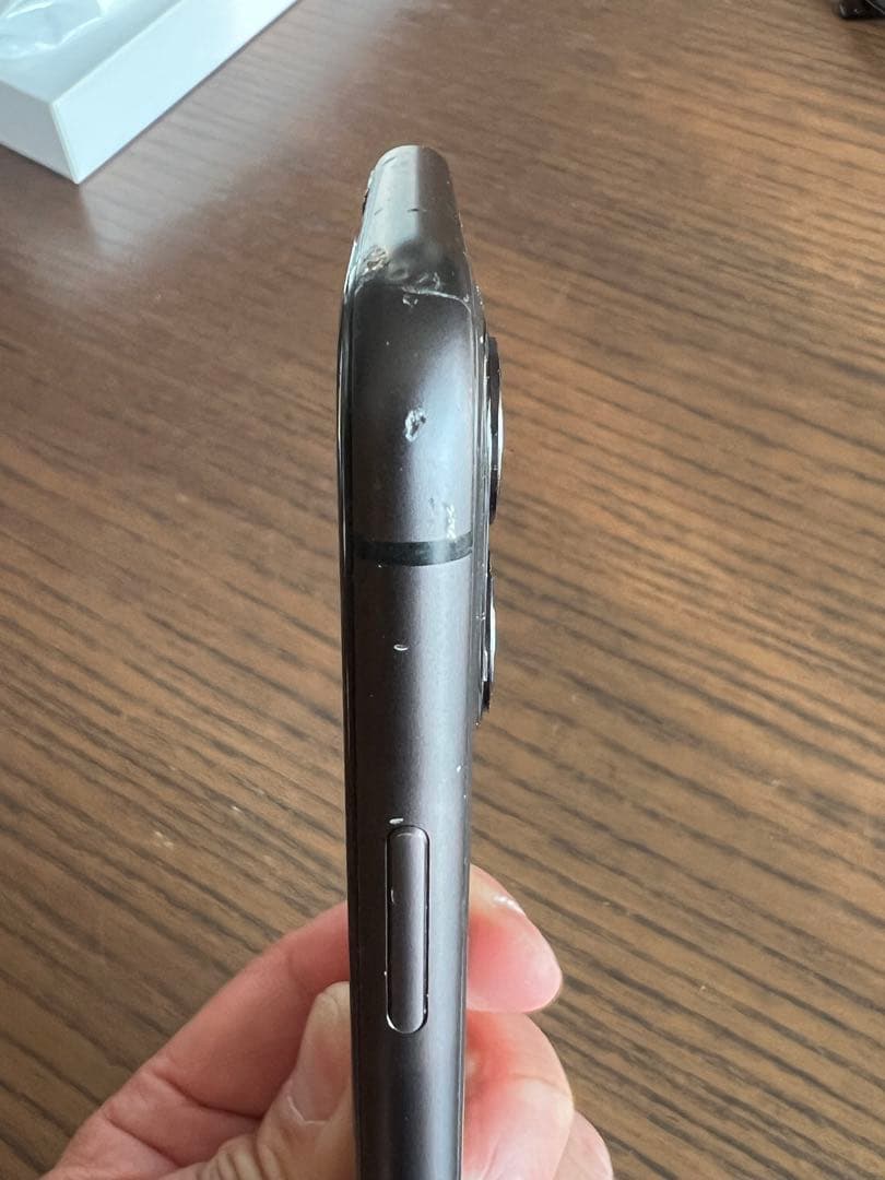 Apple iPhone 11 128GB 本体 充電器付き