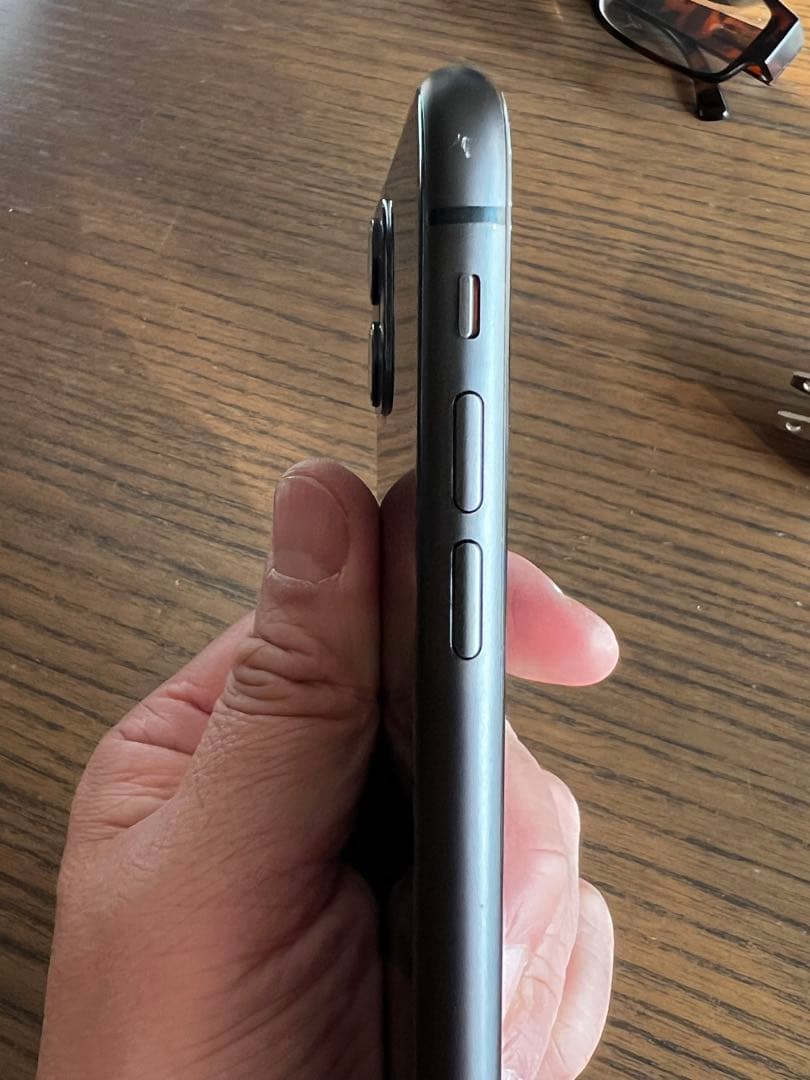 Apple iPhone 11 128GB 本体 充電器付き