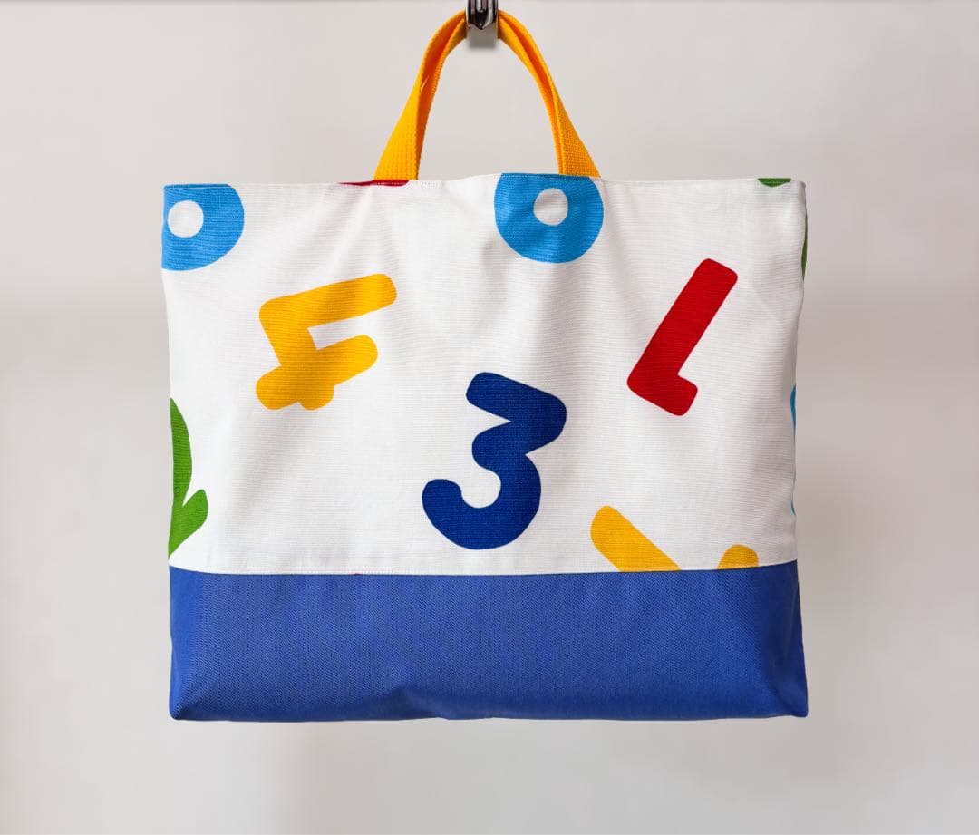 カラフルポップ数字柄3点セット｜入学入園グッズ｜ループ付きレッスンバッグ