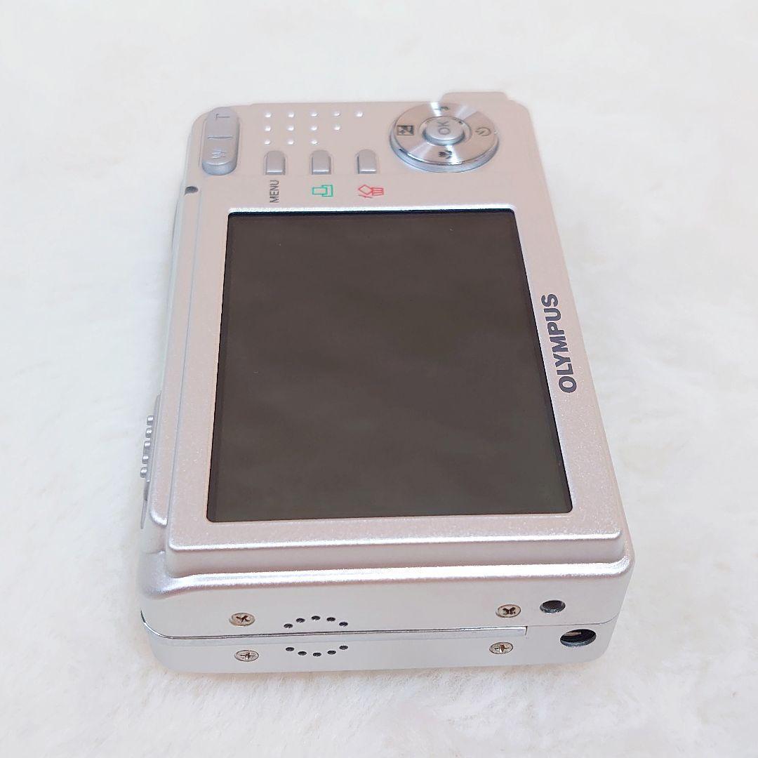 ✨極美品✨OLYMPUS FE-150 シルバー デジカメ 箱付き