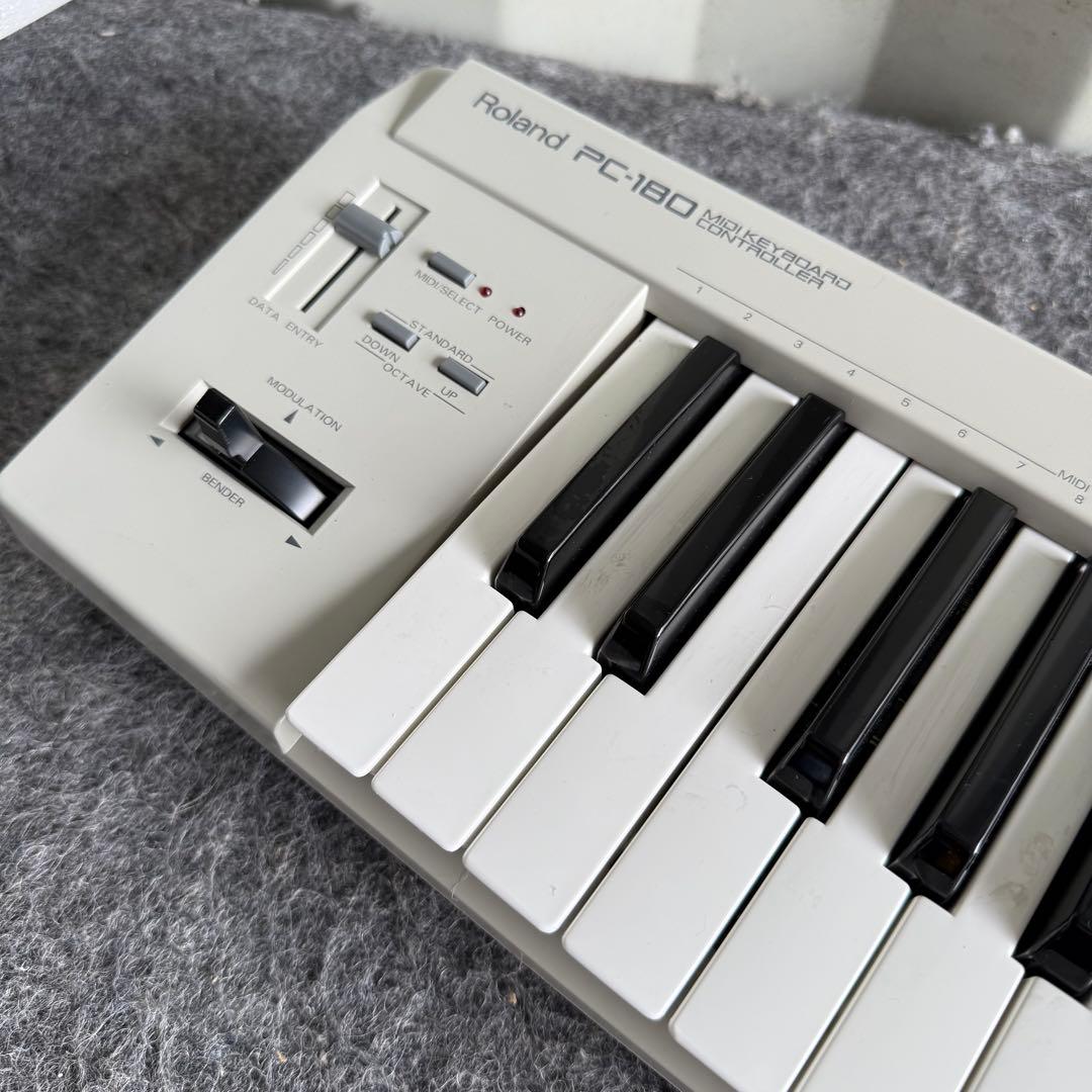 GI56激安早い者勝ち✨　ローランド MIDI キーボード pc180
