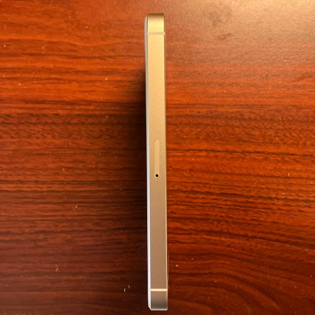 Apple iPhone SE ゴールド 64GB