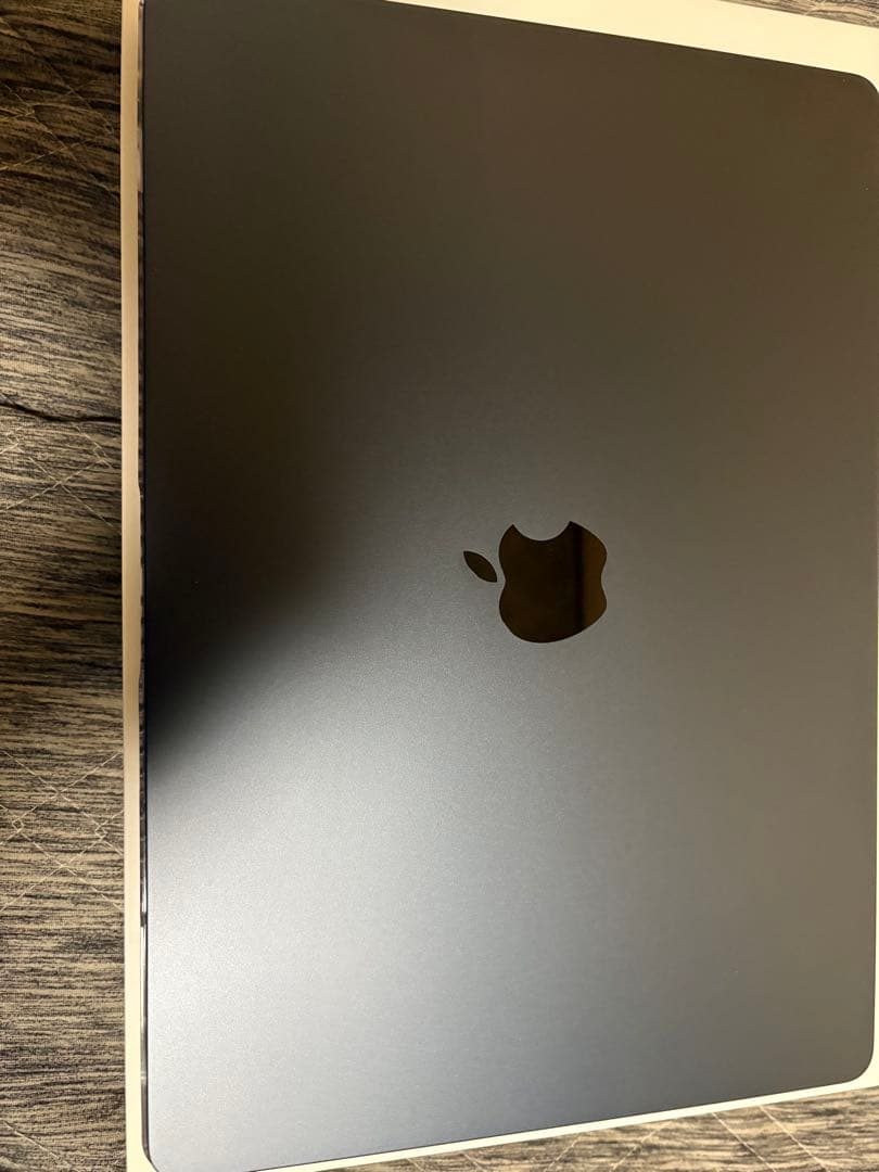 Apple MacBook Air (M2, 2023) 15インチ 24GB