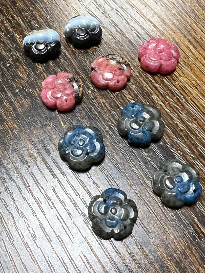 ロードナイト　カメリアカービング　14kgf ピアス