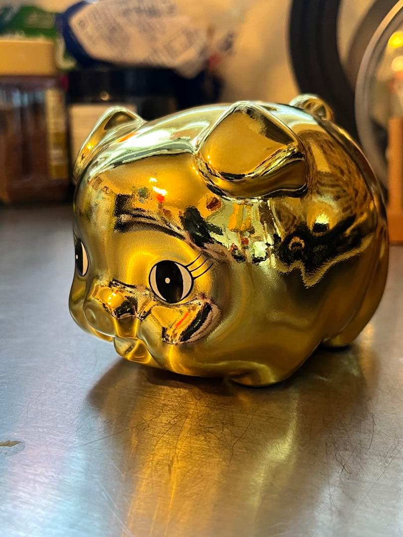 激レア！！　金の豚の貯金箱