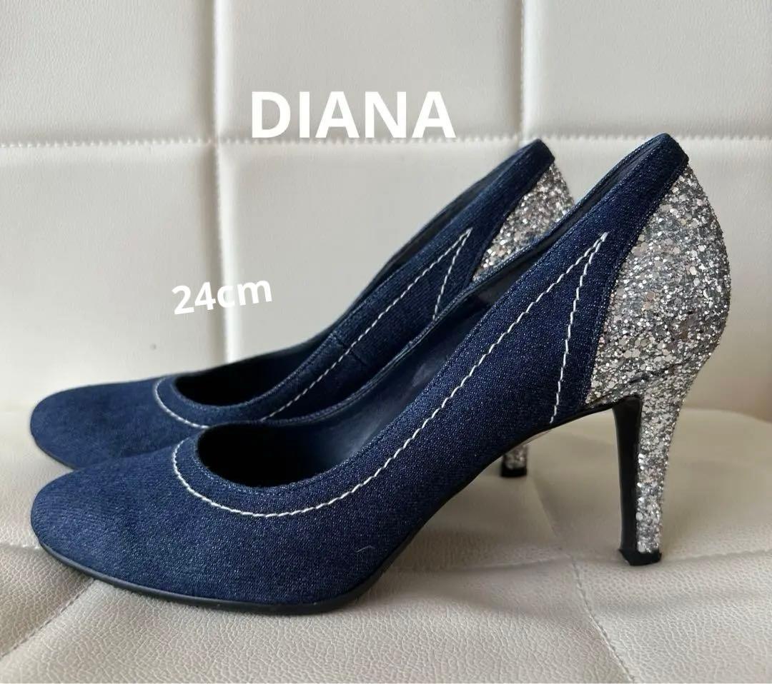 春を先取り！DIANAデニムグリッターパンプス