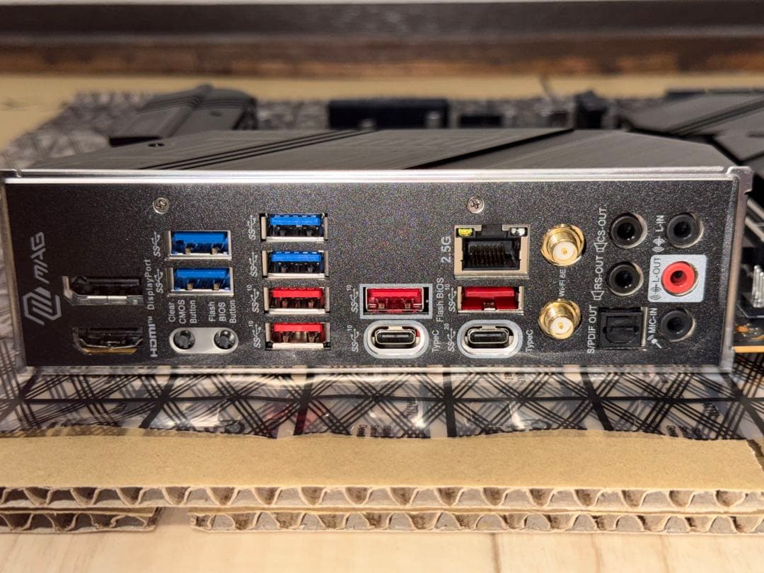 マザーボード MSI MAG Z790 TOMAHAWK WIFI