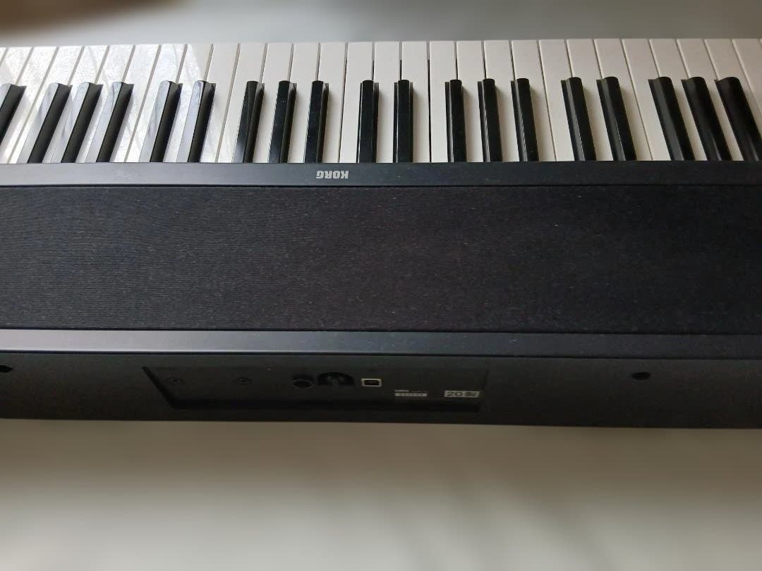 KORG　B2　電子ピアノ