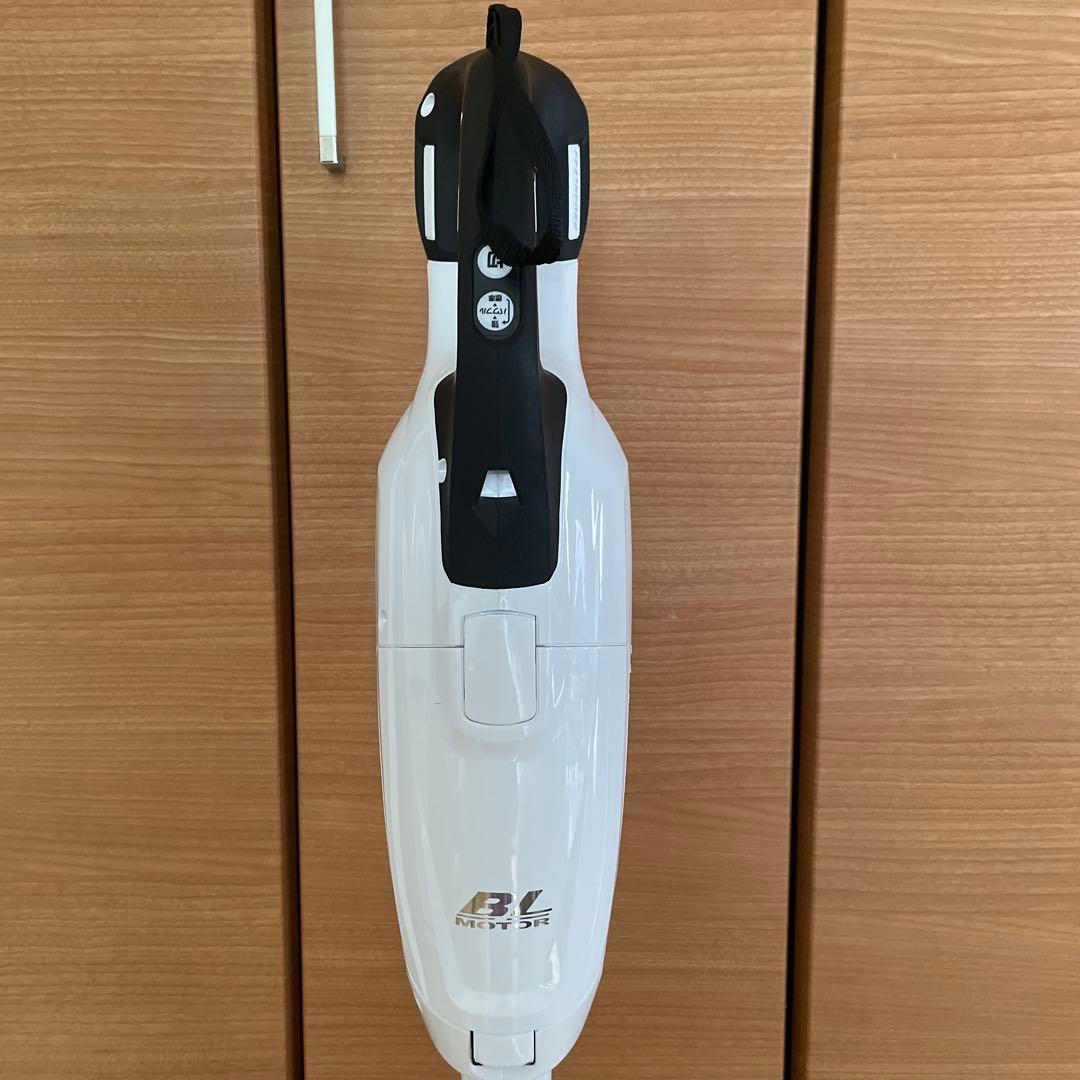 マキタ CL282FD 18V コードレス掃除機