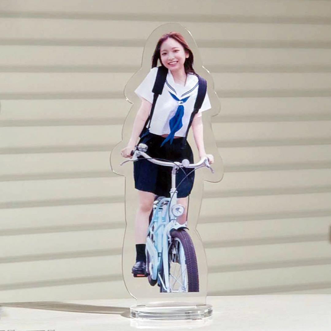 一ノ瀬瑠菜 アクリルスタンド 新品未開封 完売品