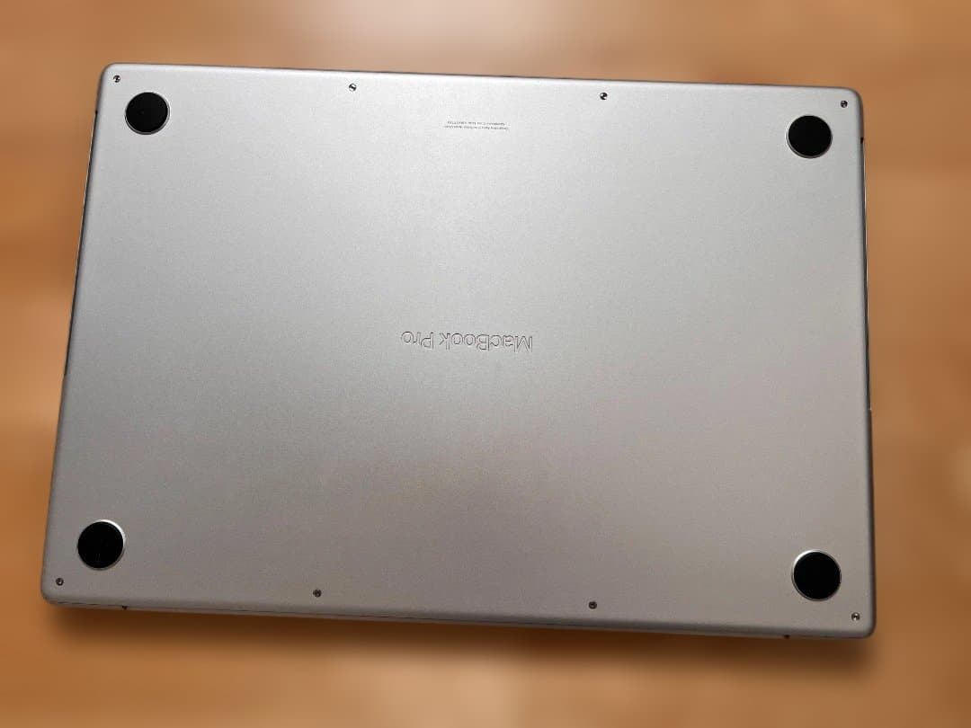 MacBook本体 Emily MacBook Pro M2 Max