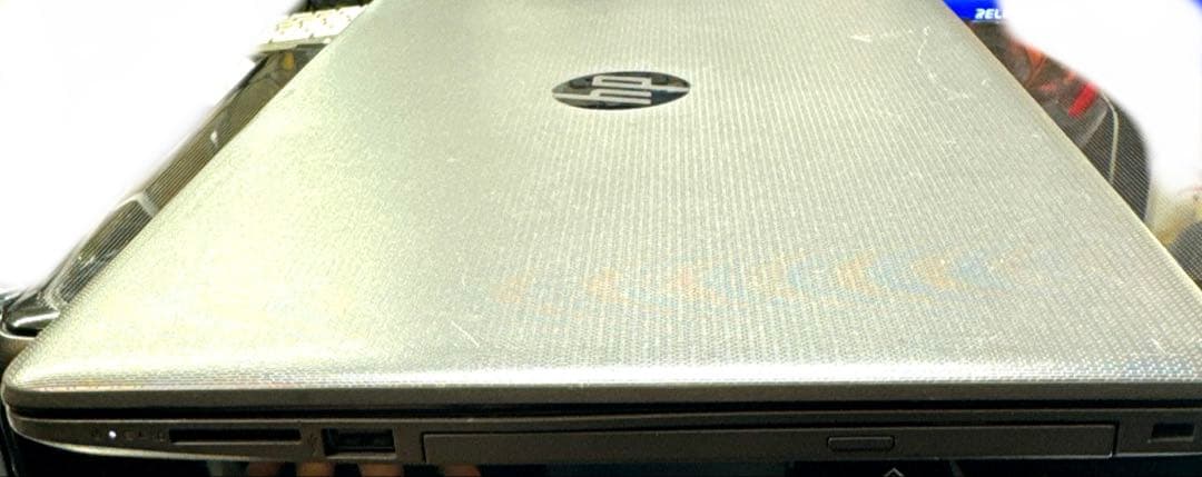 お手軽ノートHP250 G7 i3 7020U/メモリ8G/SSD128GB