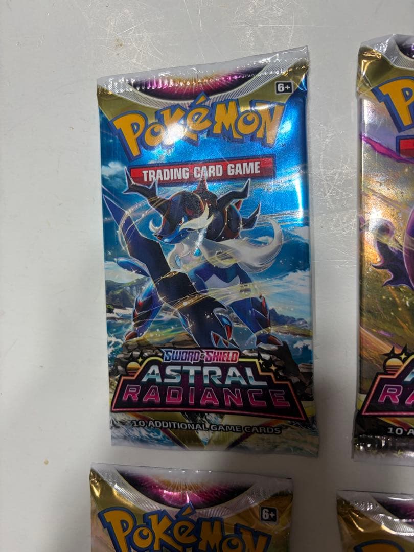 海外版　英語　ポケモンカードゲーム　５パック未開封　開封済み１パック
