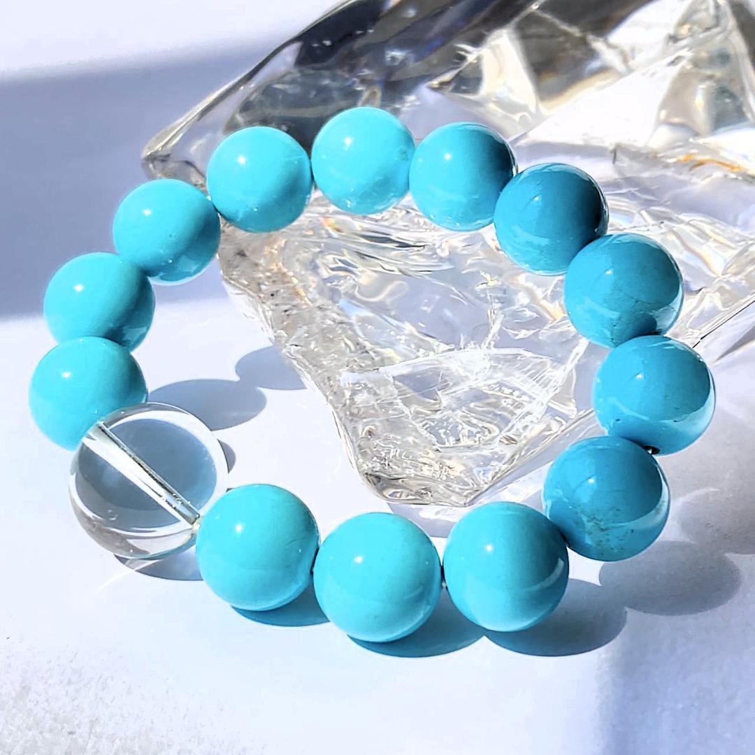 【海の輝き、守護の青】シェルパールと水晶 天然石ブレスレット