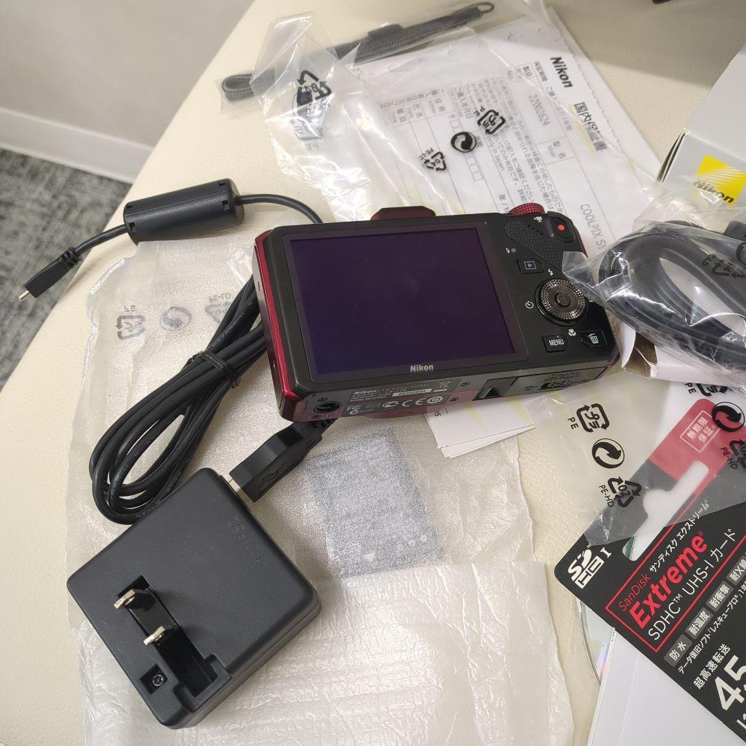 新品　Nikon COOLPIX S9300 レッド コンパクトデジカメ