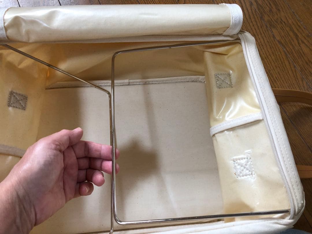 マニーローズ　キャンパス生地　収納ボックス　使用感あり　中古品