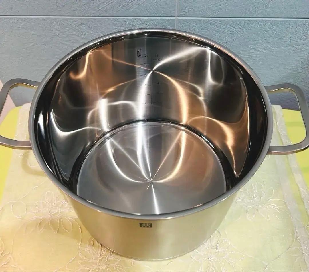 ★45%オフ・送料込♡新品♥️ZWILLING ステンレススチール24cm★蓋付