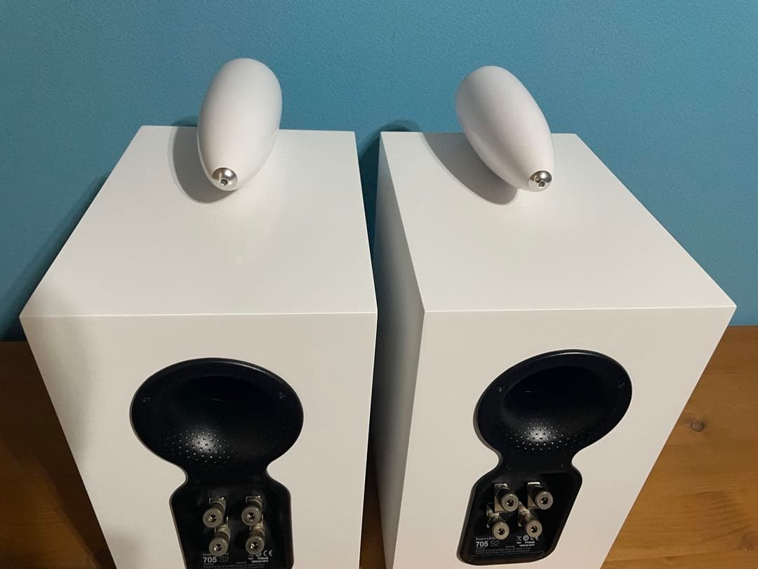 スピーカー・ウーファー Bowers&Wilkins B&W 705 S2