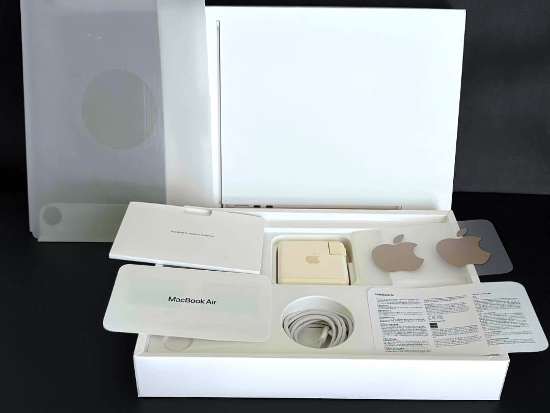【美品・512GB】MacBook Air （M2, 2022）13.6㌅