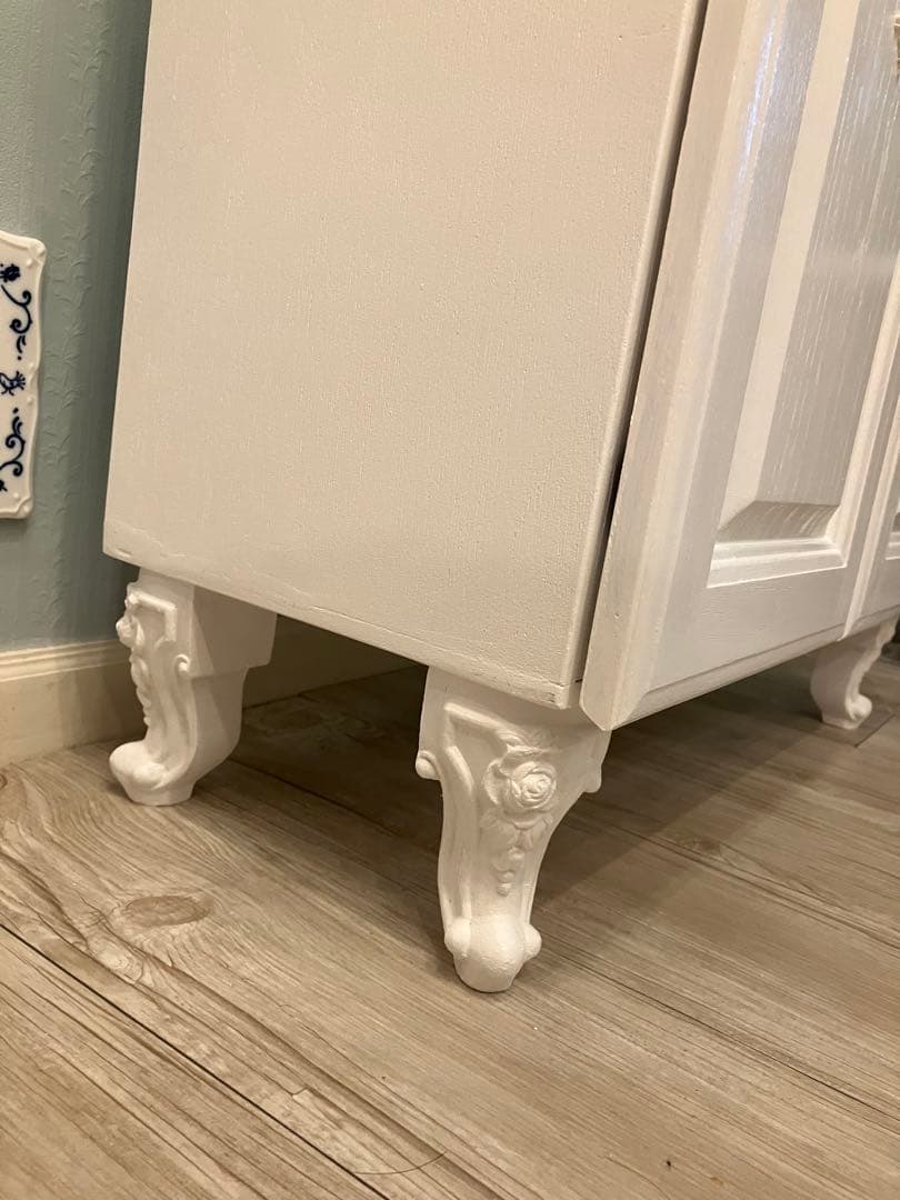 ハンドメイド　クラシックホワイト キャビネット　棚　シェルフ　戸棚　キッチン収納