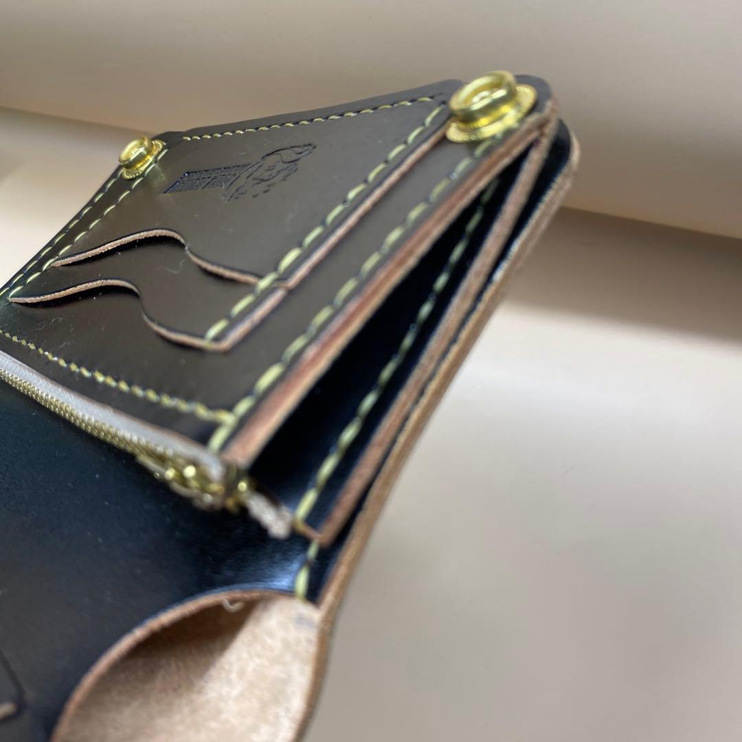 無骨 艶 マチ お札折らずに収納できる手染めミドルトラッカーウォレット BTW