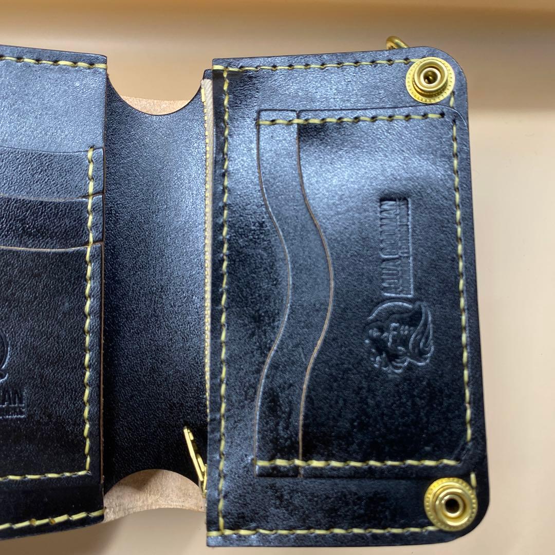 無骨 艶 マチ お札折らずに収納できる手染めミドルトラッカーウォレット BTW