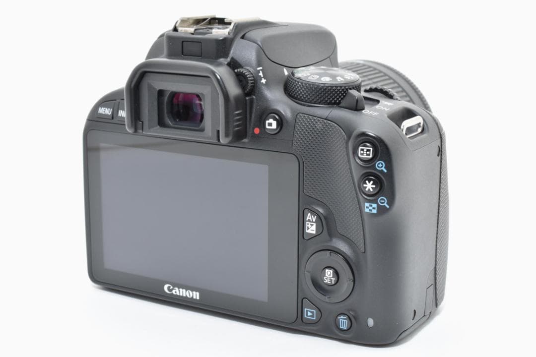 ■美品■Canon キヤノン KISS X7 レンズキット